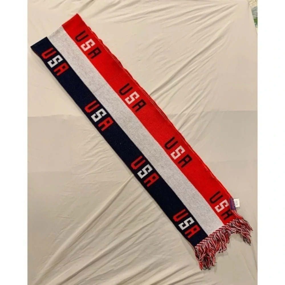 Vintage USA Knit‎ Scarf 7ft Patriotic Red White Blue Knitmakers Made in USA